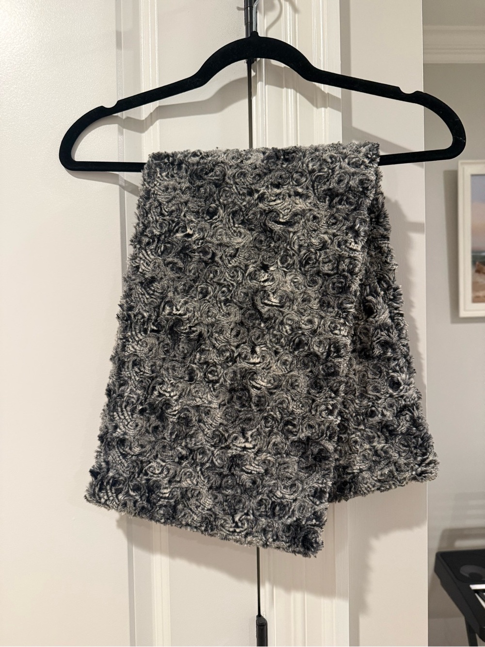 LOFT Black & Gray Faux Fur Rosette Infinity Scarf